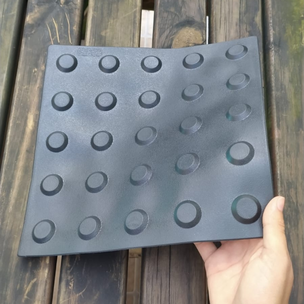 Piso Tátil Preto Alerta 25x25cnt KIT c/ 5 peças