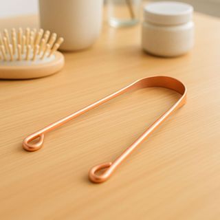 Raspador de Lingua Cobre Puro com Saquinho Algodao Ayurveda em Oferta na Shopee