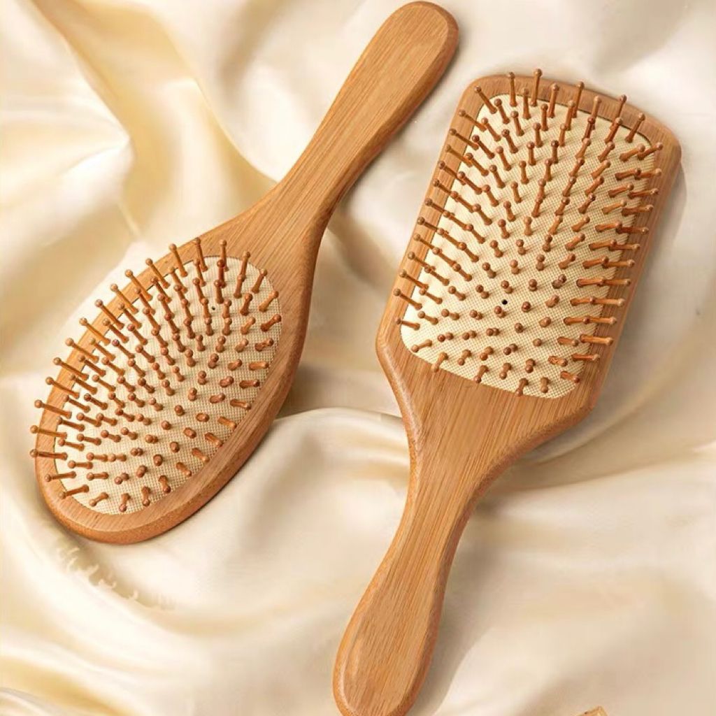 Escova Raquete Almofadada De Bambu Natural Cerdas de Bambu Antiestática em Oferta na Shopee