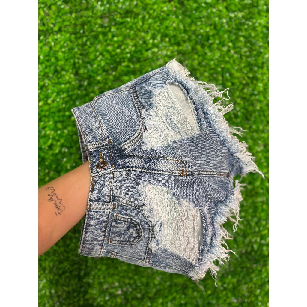 Short Jeans Destroyed Casual com forro Lavagem Cinza e Barra Desfiada | Cintura Alta | Sem Elastano moda verão