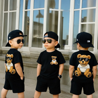 Roupa confortável infantil menino e menina kit peças camiseta + bermuda com estampa urso frente e costas estiloso em Oferta na Shopee