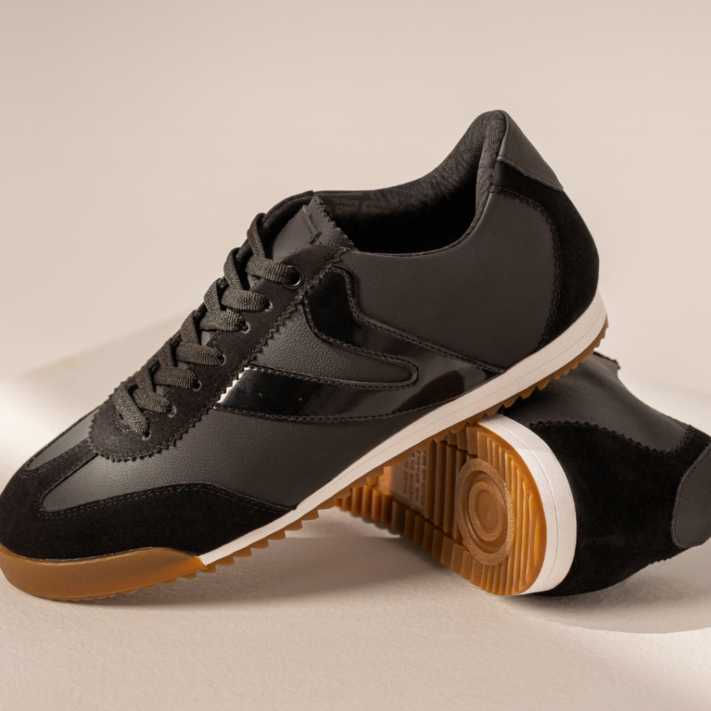 Tênis Feminino Vittal Couro Legítimo Naomi Casual Clássico Retrô Preto