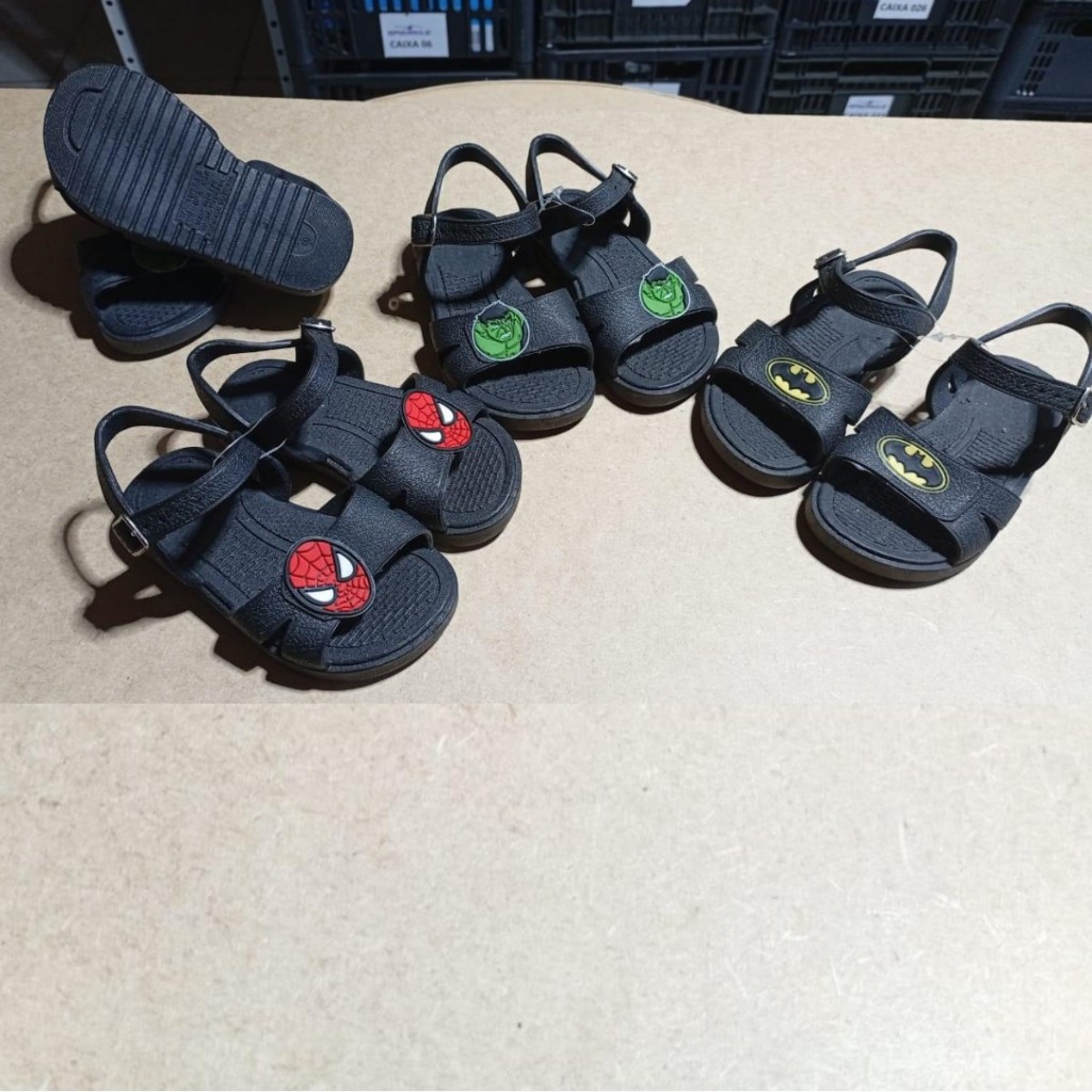 Sandália Papete Infantil Menino Melky Super Heróis Hulk Homem Aranha Batman Confortável Regulável
