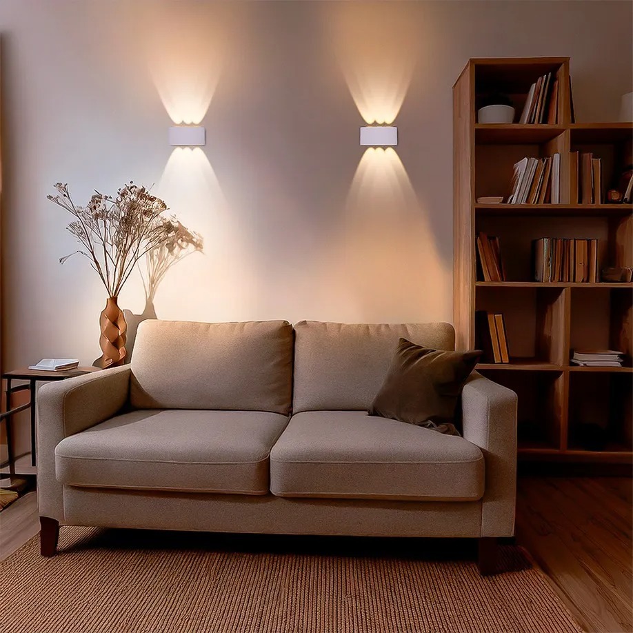 Arandela LED Meia Lua de Parede Luminária  6w Fachos Branco Ou Preta Branco Quente Bivolt
