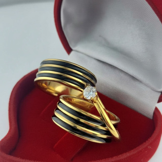 Par De Aliança Dourado Com Preto Banhada a ouro 18k em Oferta na Shopee