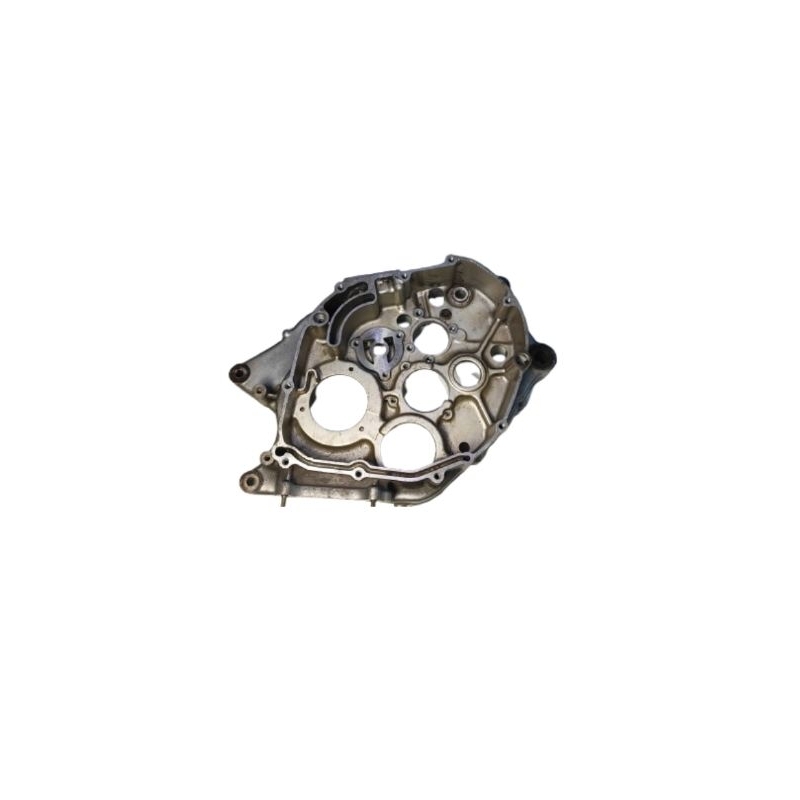 carcaça do motor Suzuki intruder 250 lado direito