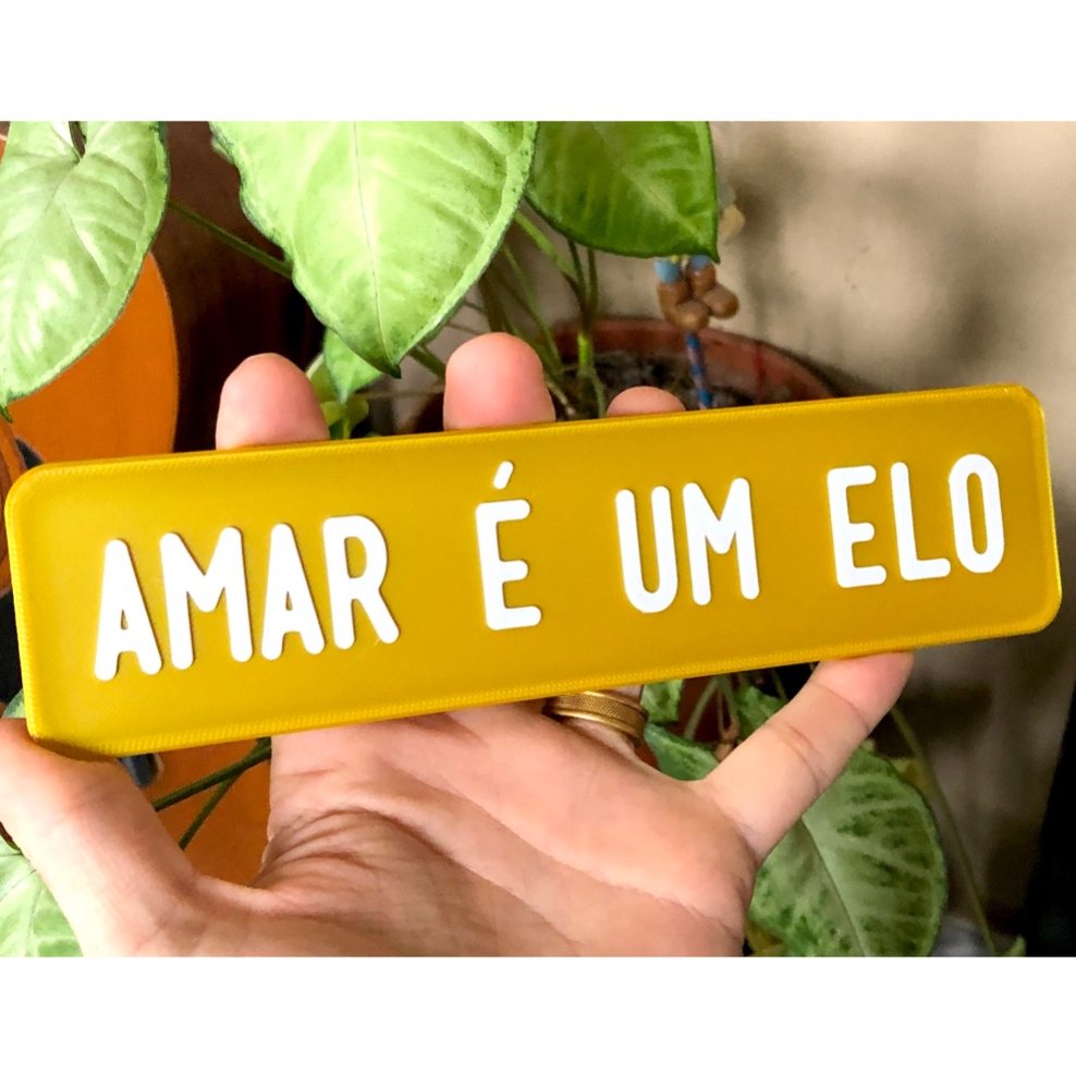 Placa decorativa AMAR É UM ELO (20x5cm) Plaquinha PLA escrita relevo imitação ferro esmaltado de rua em Oferta na Shopee