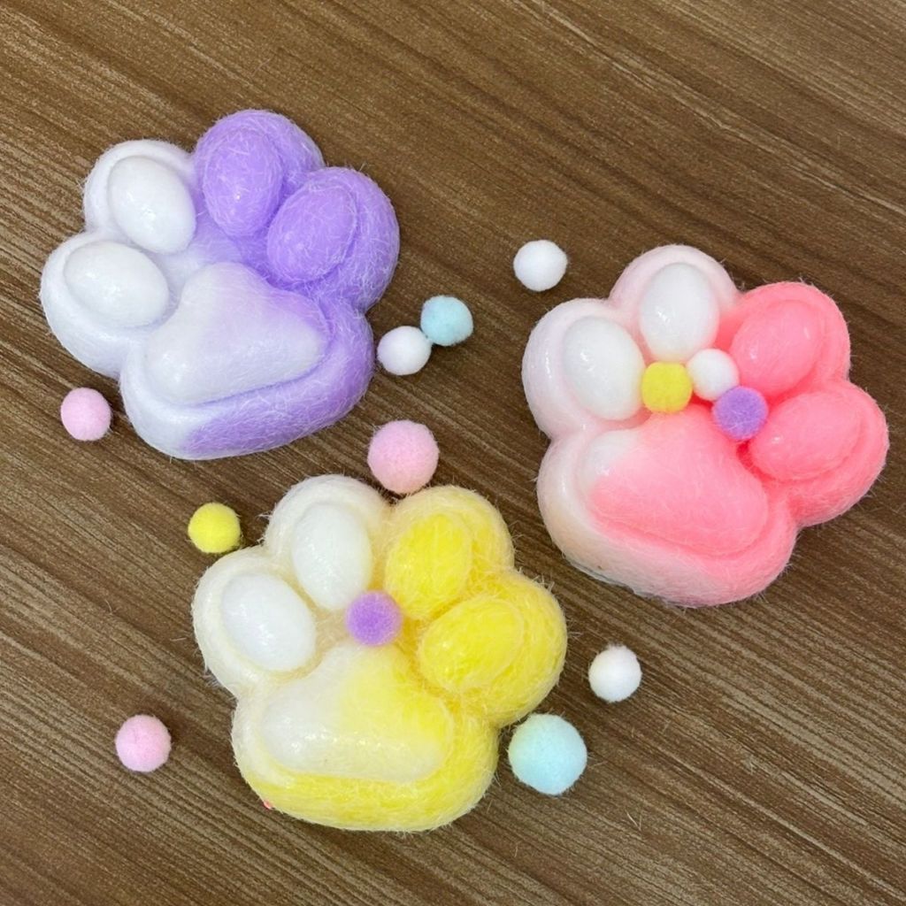 Brinquedo Antiestresse Pelinhos Pata de Gato Squishy Bola Macio e Divertido Ansiedade COM PELO em Oferta na Shopee