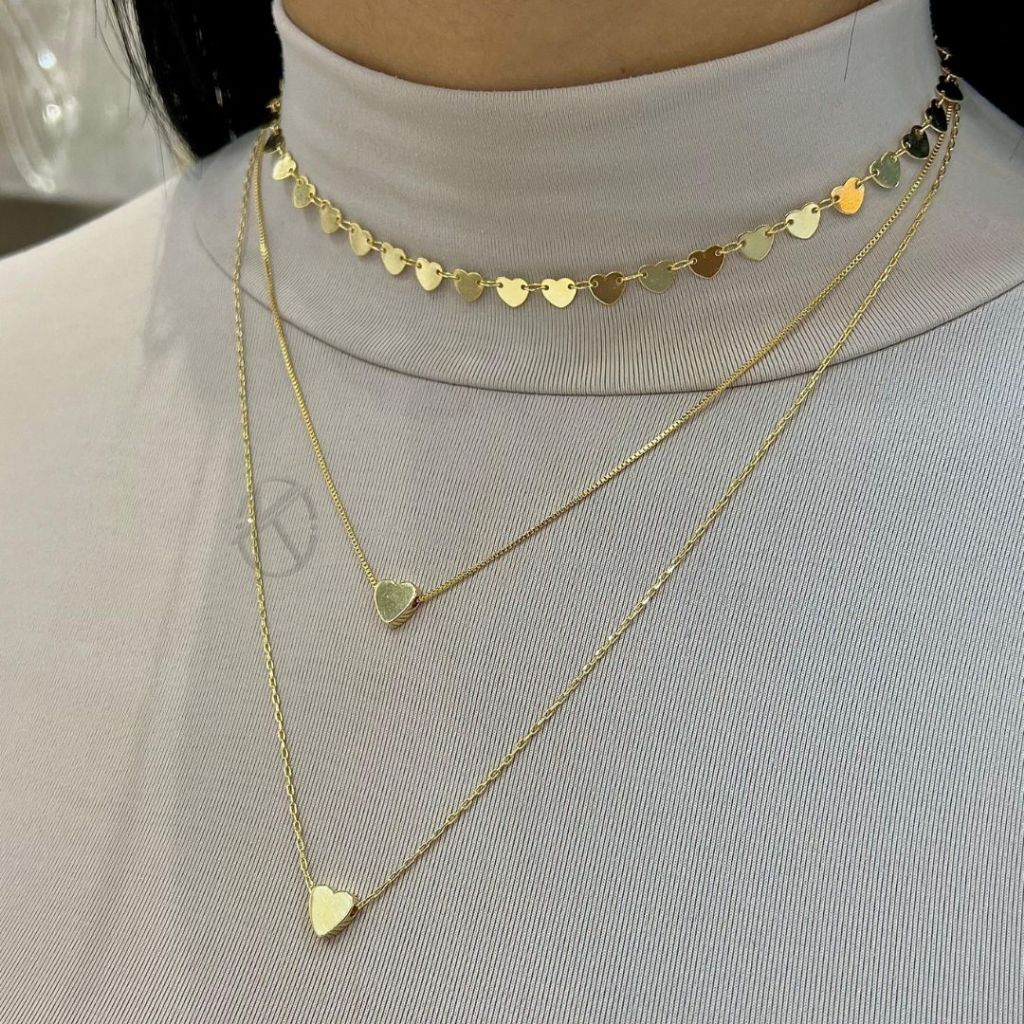 COLAR DE CORAÇÃO FEMINIO TRIPLO COM PINGENTES DE CORAÇÃO – SEMIJOIA BANHADO EM OURO 18k OU PRATA 925 em Oferta na Shopee
