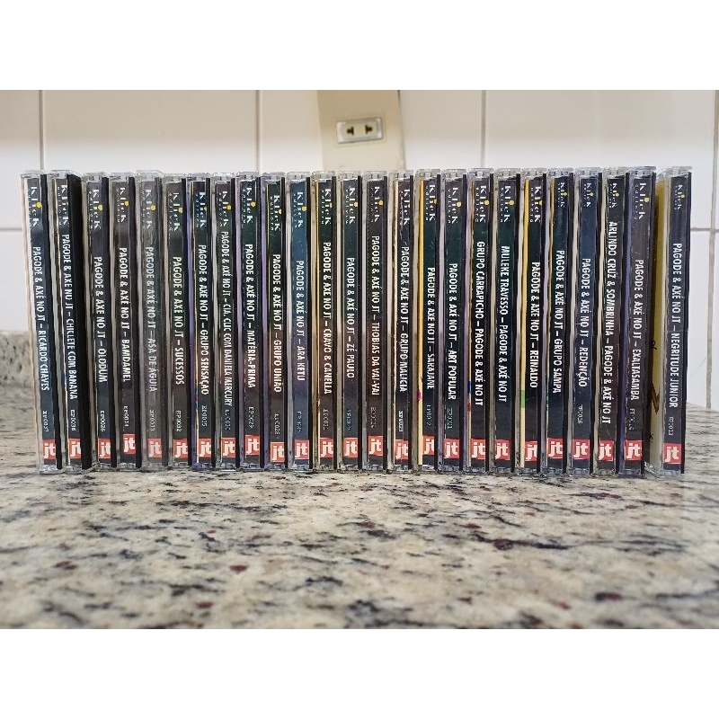 CD COLEÇÃO PAGODE & AXE JT 25 CDS E 25 FASCÍCULOS COMPLETO USADO