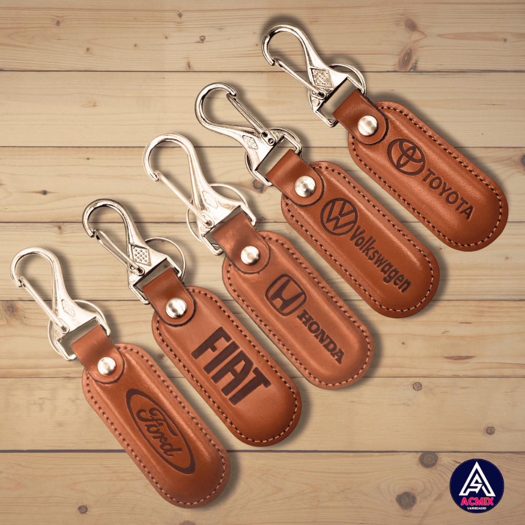 Chaveiros Automotivo Carro de Couro Marrom Sintético com Mosquetão em Oferta na Shopee