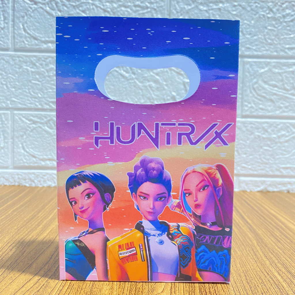 PEGUE E MONTE MINI SACOLINHA PERSONALIZADA para Festas Aniversários Lembrançinhas GUERREIRAS DO K-POP-ENVIO IMEDIATO!