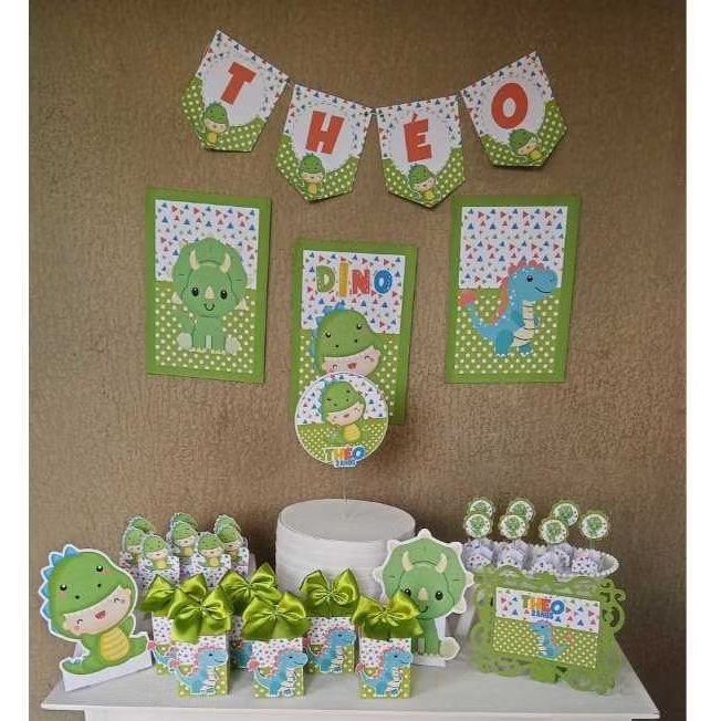 Kit Festa Dinossauro Baby Personalizado Só um Bolinho | Mesversário Aniversário | Lembrancinha