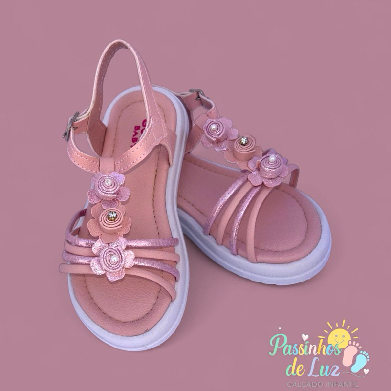 Sandália Infantil Florzinha Conforto e Estilo