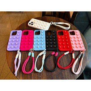 CAPA TOP BORRACHADO SUPORTE COM VENTOSA SEM CORDÃO  PARA IPHONE LINHA 17 16 15 14 13 12 11 em Oferta na Shopee