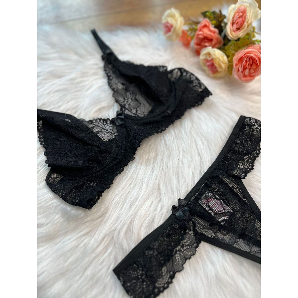 Conjunto Com Sutiã De Renda Sem Bojo Com Aro Calcinha Fio Dental De Renda Lingerie