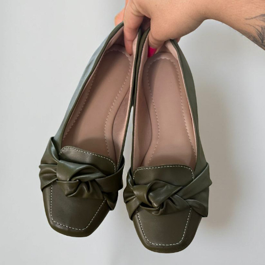 Mocassim Feminino Confortável Verde Militar Bico Quadrado Sapato Mulher Moda Sandália Rasteira
