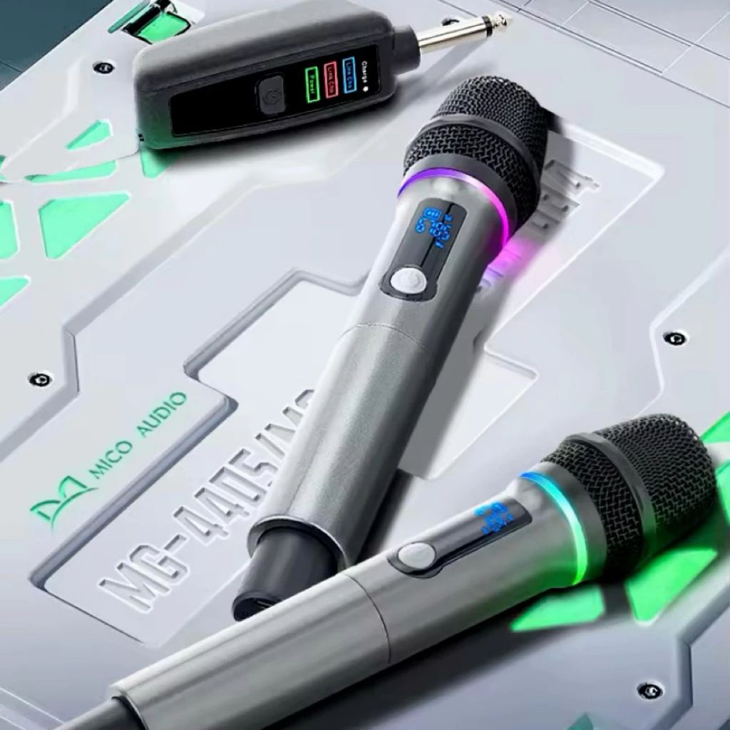 Microfone Dinâmico Sem Fio Duplo Profissional UHF Recarregável ‌com Efeito RGB‌ - Versão Aprimorada em Oferta na Shopee