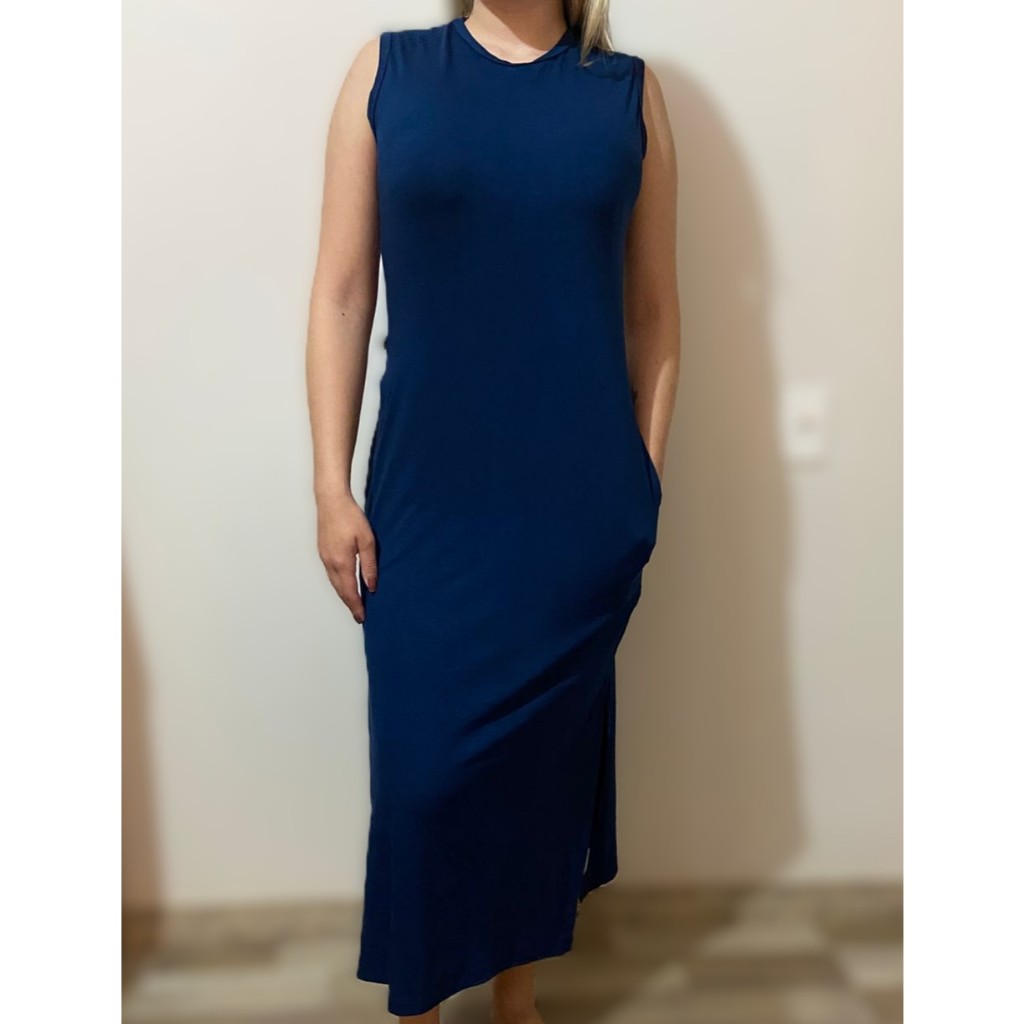 Vestido feminino midi dress com fenda — imagem 2 de 2