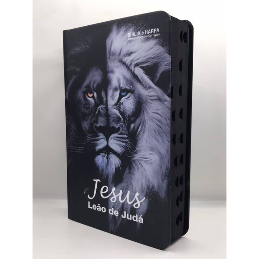 Bíblia Sagrada Tamanho Grande com Harpa Palavras de Jesus em Vermelho Capa Dura Leão Preto e Branco em Oferta na Shopee