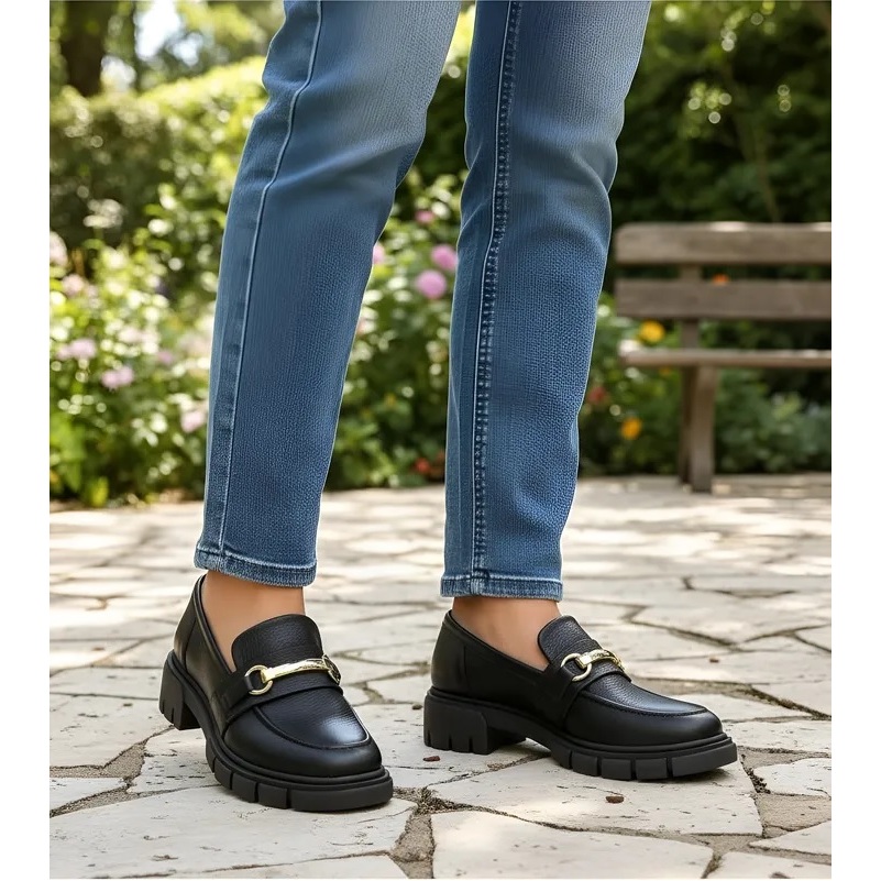 Mocassim Feminino Tratorado Preto Couro Legítimo Leve Confortável