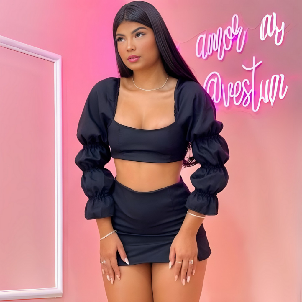 Conjunto Feminino Short Saia Blusa Cropped  Manga Longa