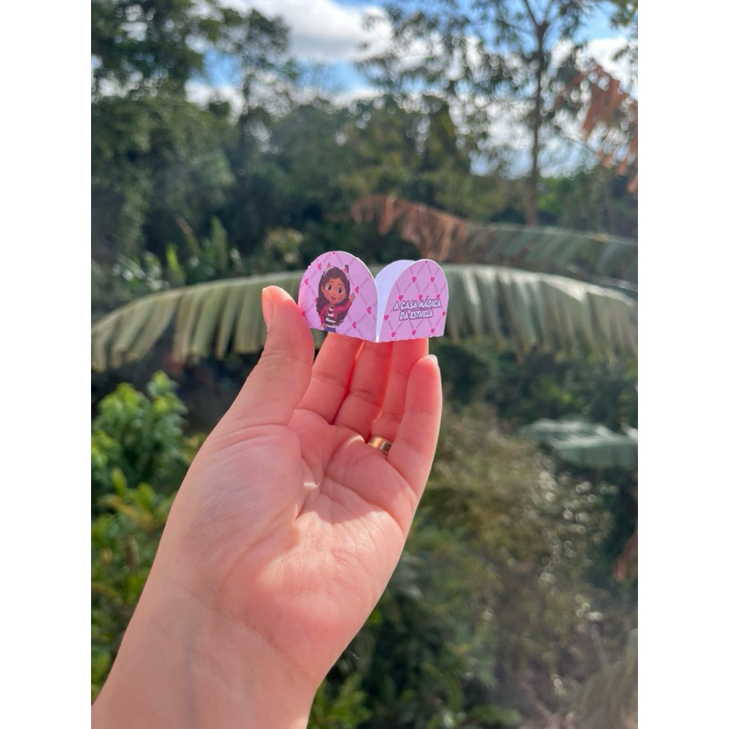 FORMINHAS A CASA MÁGICA DA GABBY PERSONALIZADA DOCES FORMA BRIGADEIRO BEIJINHO ANIVERSÁRIO FESTA INFANTIL MENINA
