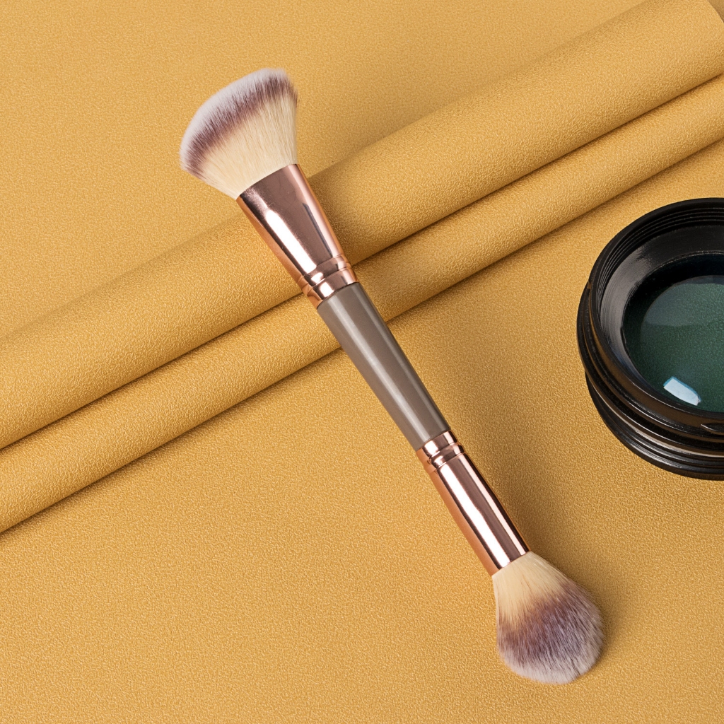 Pincel De Maquiagem Cor Champanhe Contorno De Ponta Dupla Blush Macio E Não Absorve Pó