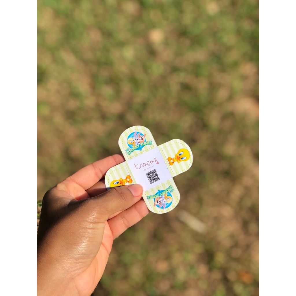 Forminhas para Doces , Festa de Aniversário, Confeitaria, BRIGADEIRO, porta docinhos BABY LOONEY TUNES