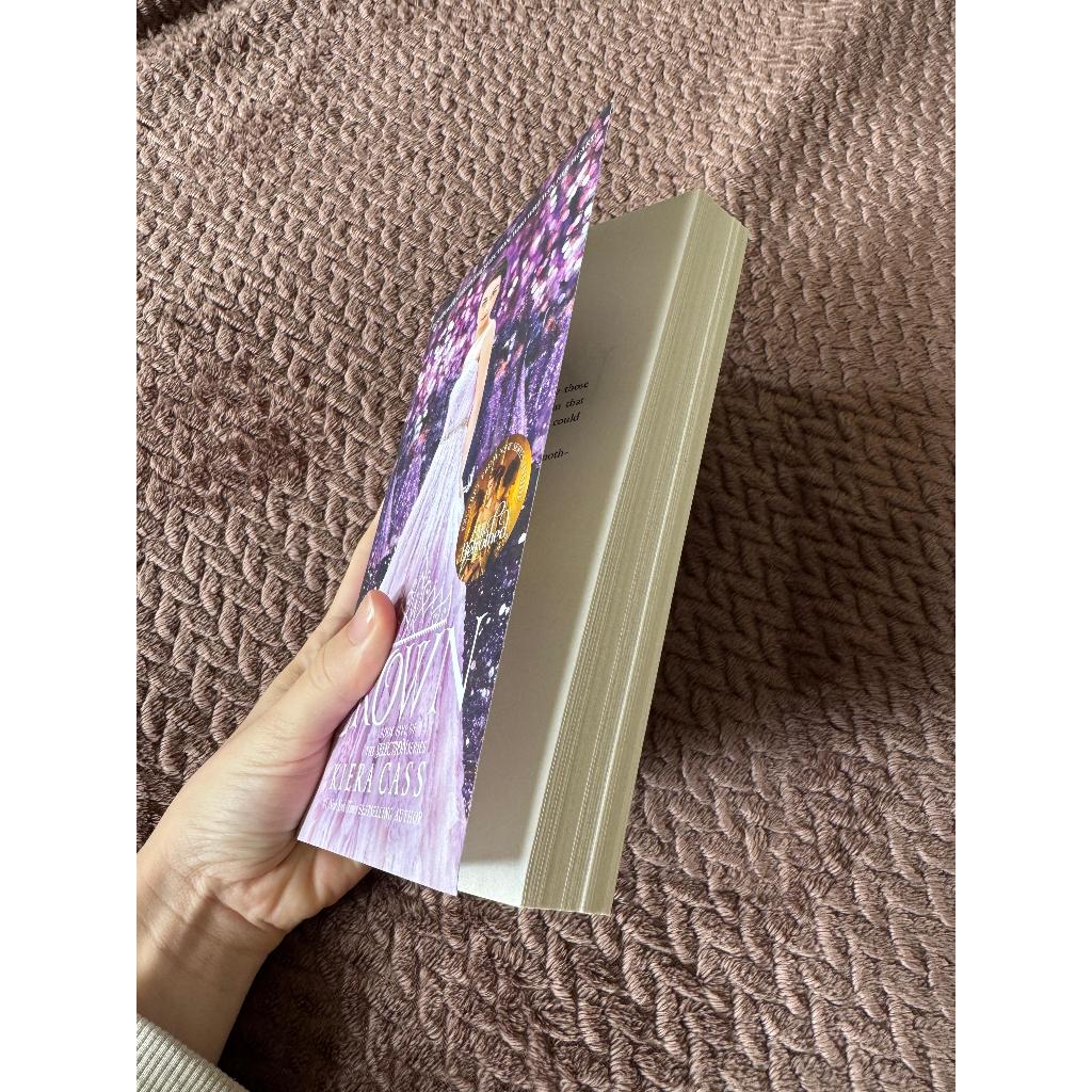 The Crown - The Selection - Kiera Cass Livro em Inglês