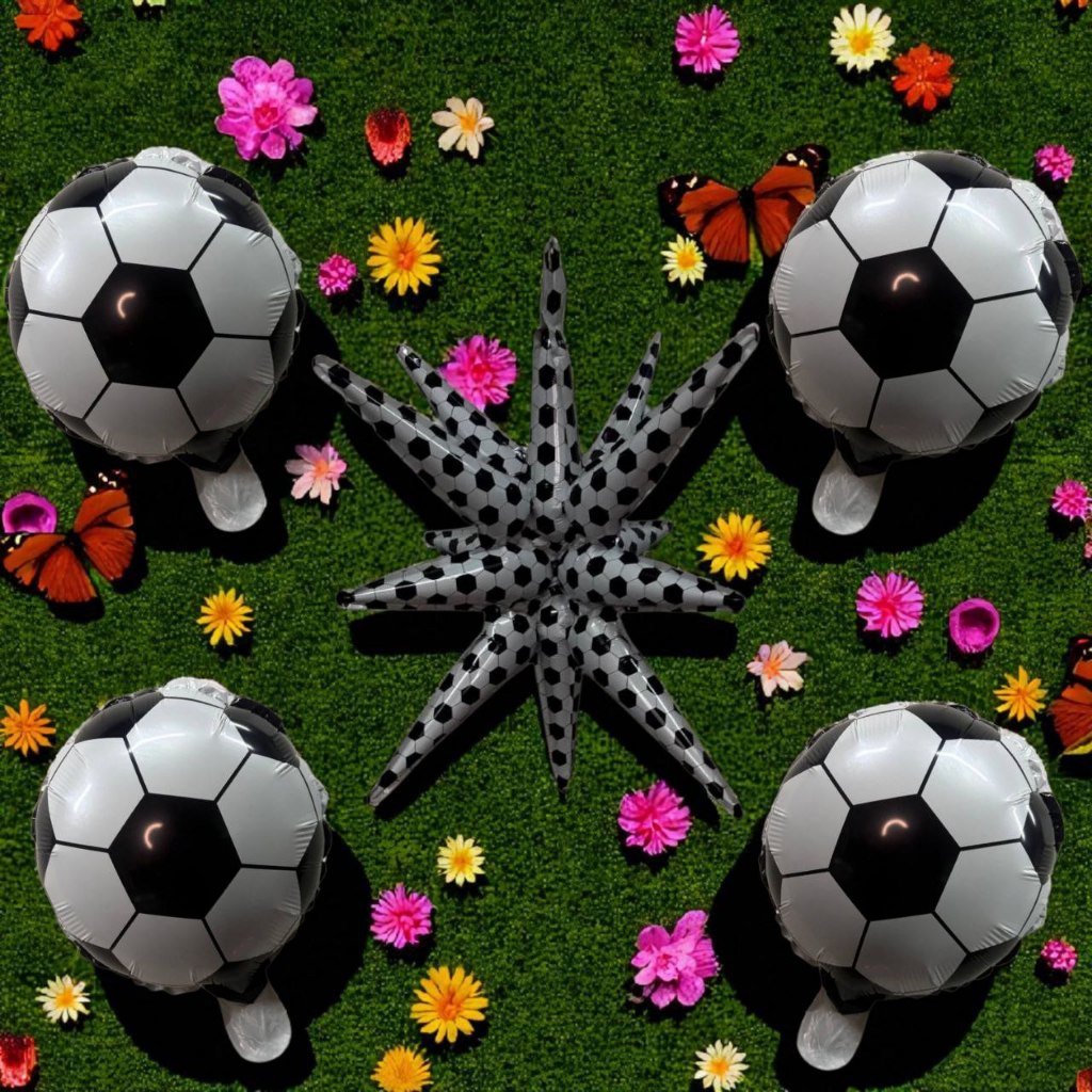 5 Balões Metalizado 4 Bola Futebol 1 Estrela Explosão Futebol 14 Pontas Enfeite Decoração