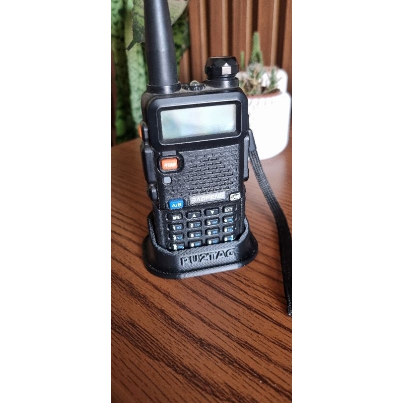 Base para radio amador Baofeng UV-5R