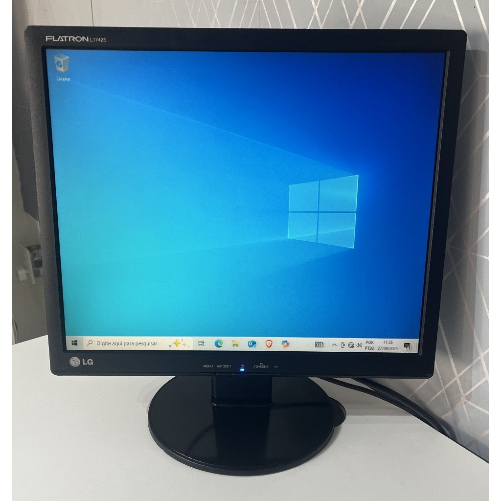 Monitor barato de  17 polegadas modelos diversos
