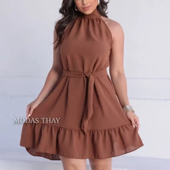 Vestido Feminino Liso Curto Tecido Duna com Amarração Caimento Soltinho Gola Halter Gringa