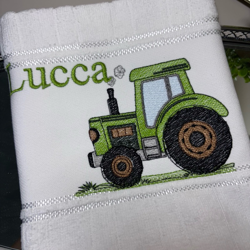 Toalha de Boca Bordada Personalizada Trem Trenzinho Trator ideal para lancheira e passeio