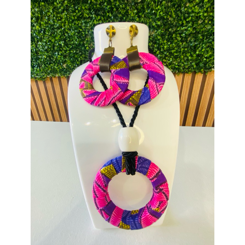Conjunto Feminino Colar e Brinco Afro em Oferta na Shopee