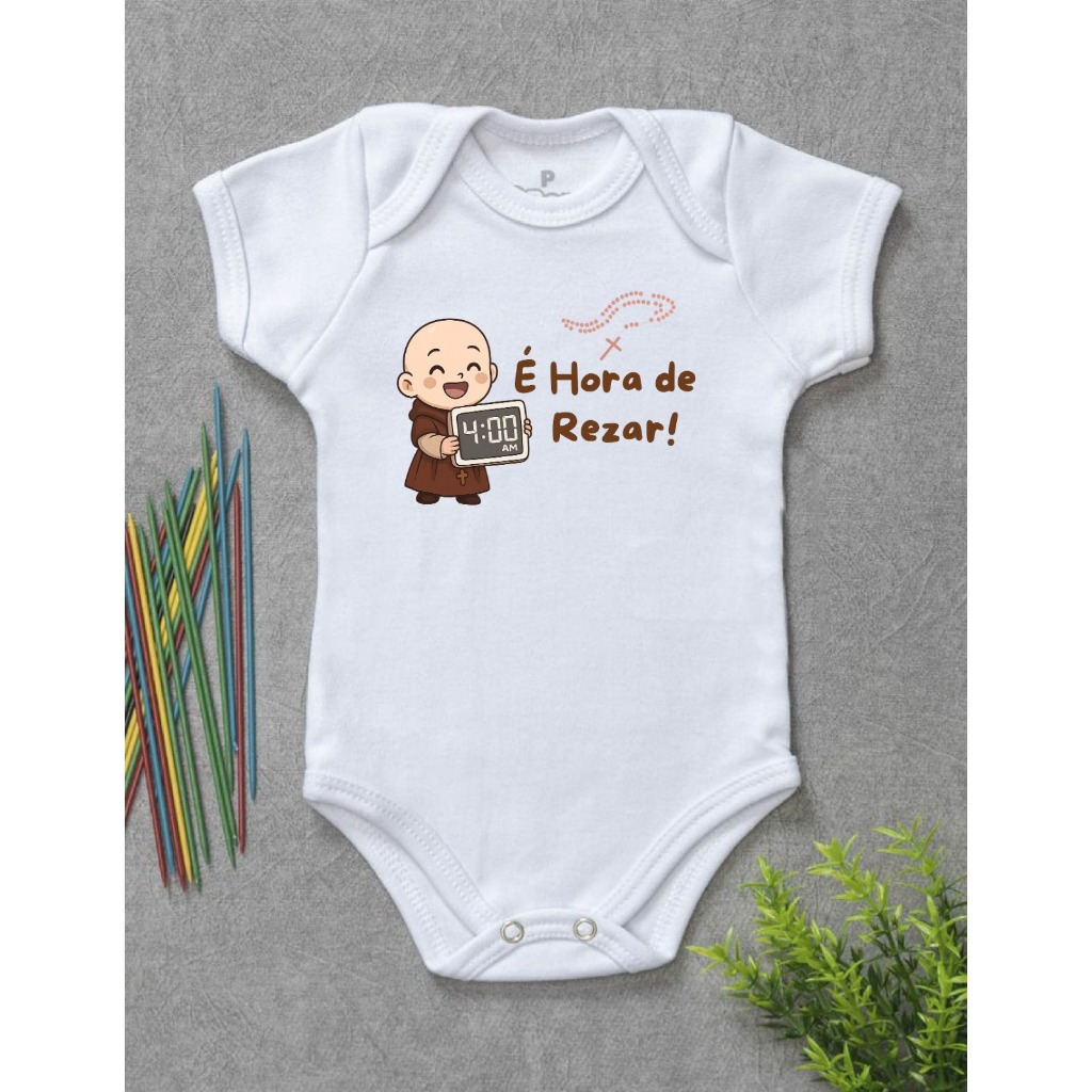 Body FREI GILSON Bebê PERSONALIZADO É HORA DE REZAR 4:00 em Oferta na Shopee