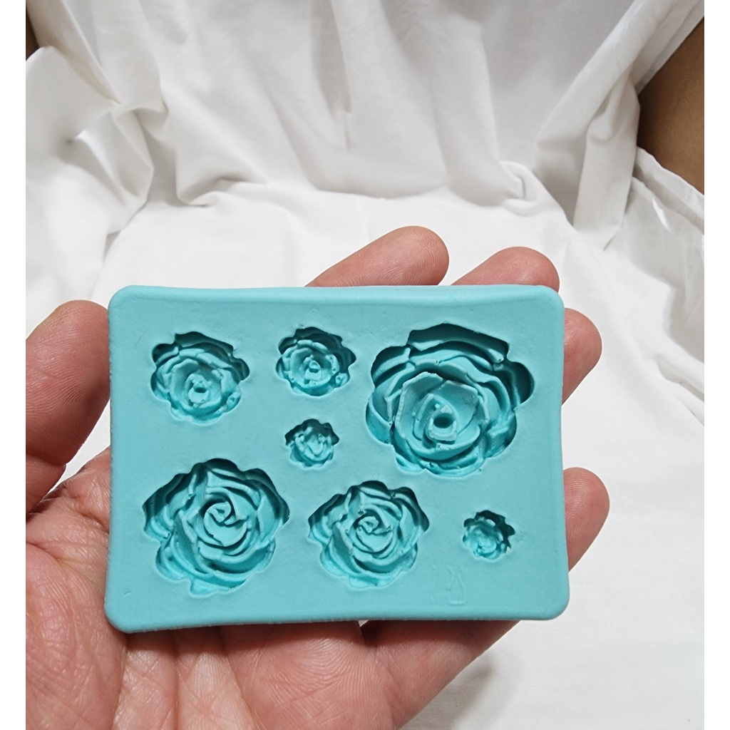 Molde Silicone Rosas 7 Tamanhos - Sabonete, Vela, Gesso e Biscuit Floral