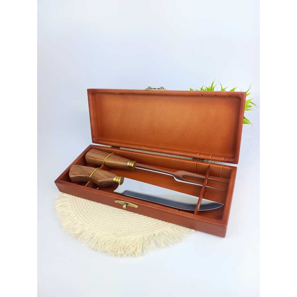 Conjunto Faca Artesanal 8 Polegadas e Garfo para Churrasco com Estojo