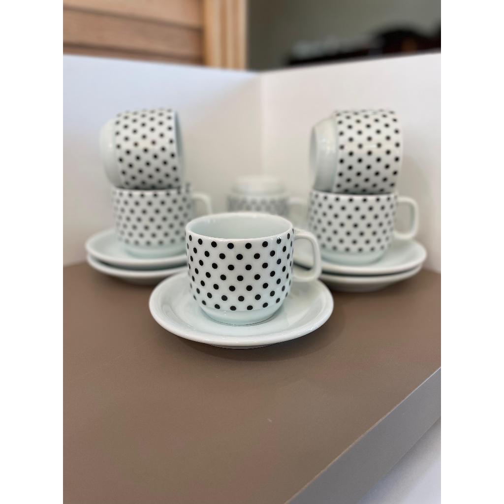 Conjunto 6 Xícaras com Pires Porcelana Branco com Bolinhas Pretas BOT ART 200ml