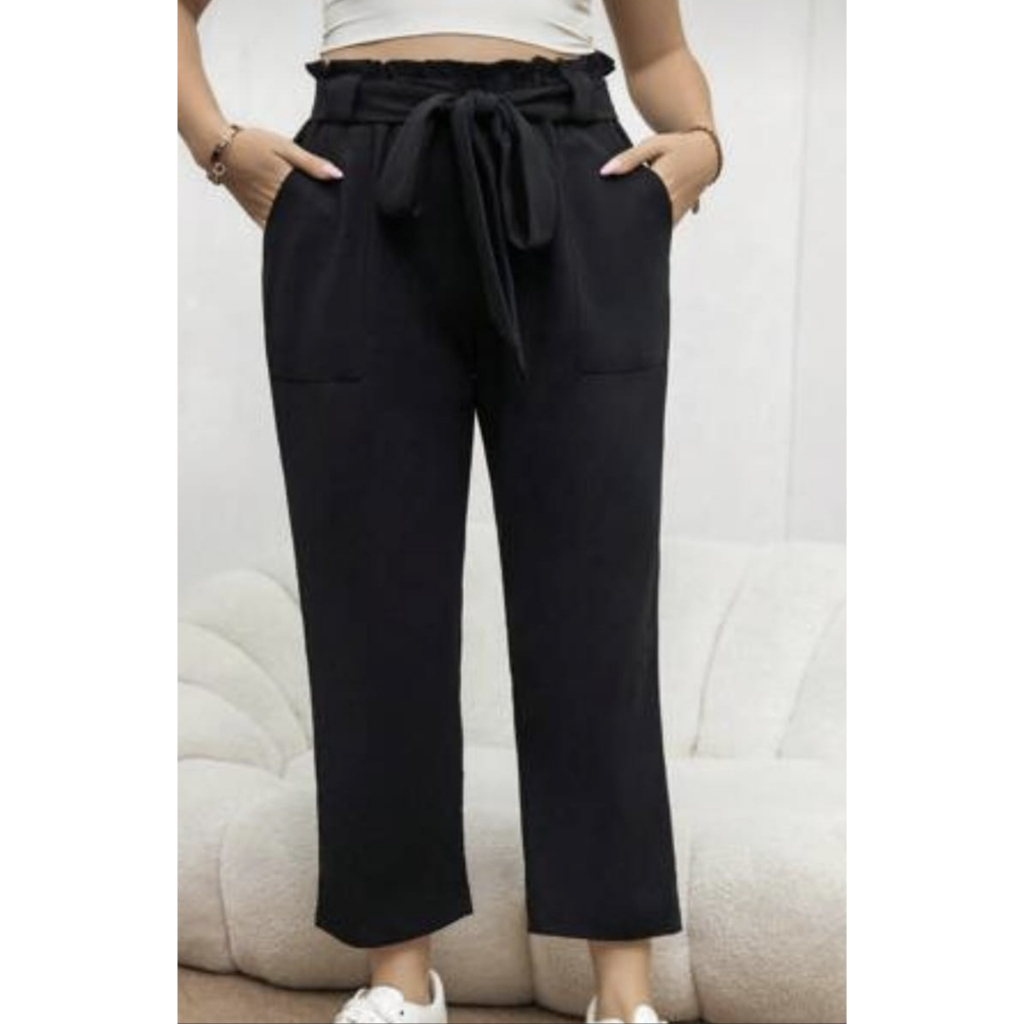 Calça Feminina Clochard Plus Size Laço Cintura Modela gg