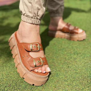 Sandália Papete Plataforma Birken Feminina com Fivelas Ajustáveis – Conforto e Estilo Original