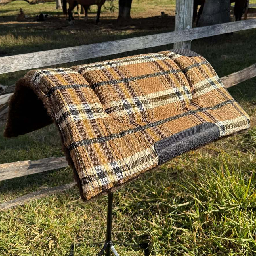 Manta Baixeiro Grosso Para Cavalo Country e Muares Direto da Fabrica Envio Imediato Com Pelucia em Oferta na Shopee