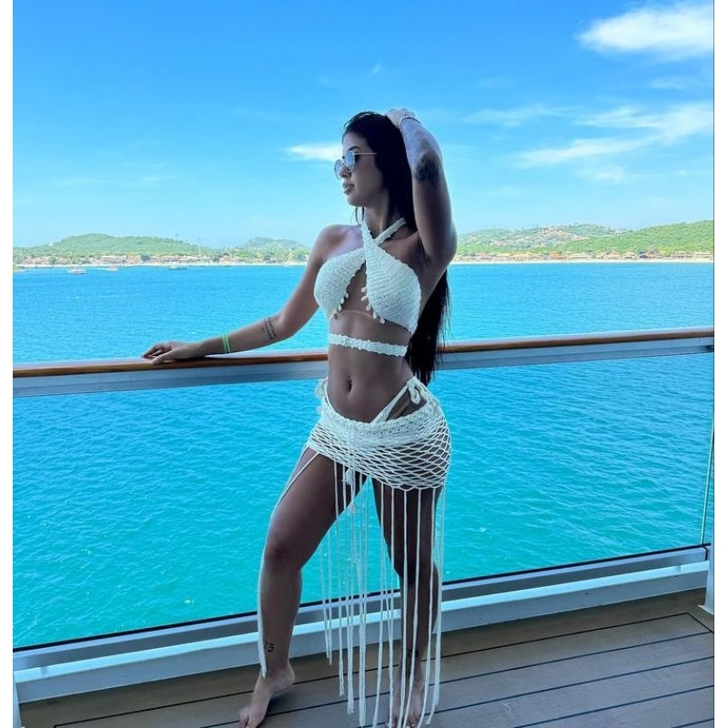 Conjunto de luxo em crochê feito a mão moda verão feminino saia com franjas e top cruzado com miçangas tendência praia