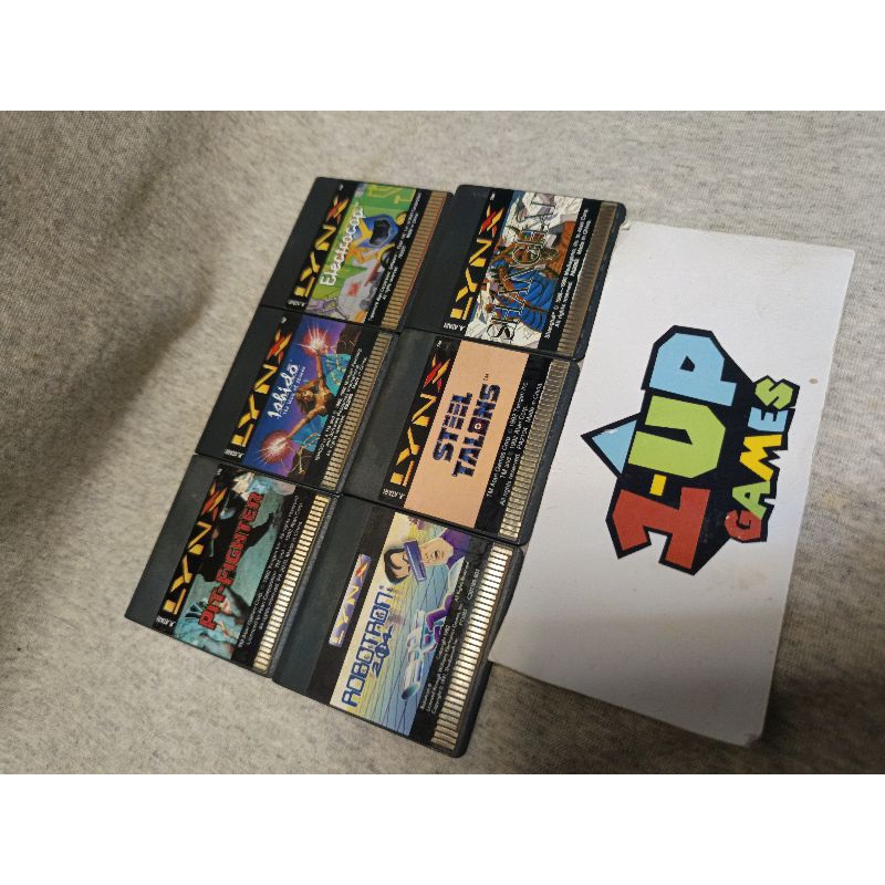 lote de  6 cartuchos de Atari lynx. veja fotos. ok