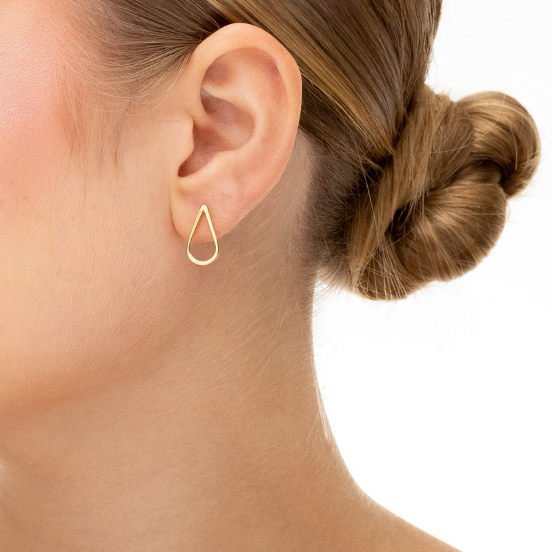 Brinco Dourado Feminino Gota Fixo Liso Banhado a Ouro 18k Brinco Dourado Feminino Semi Joias