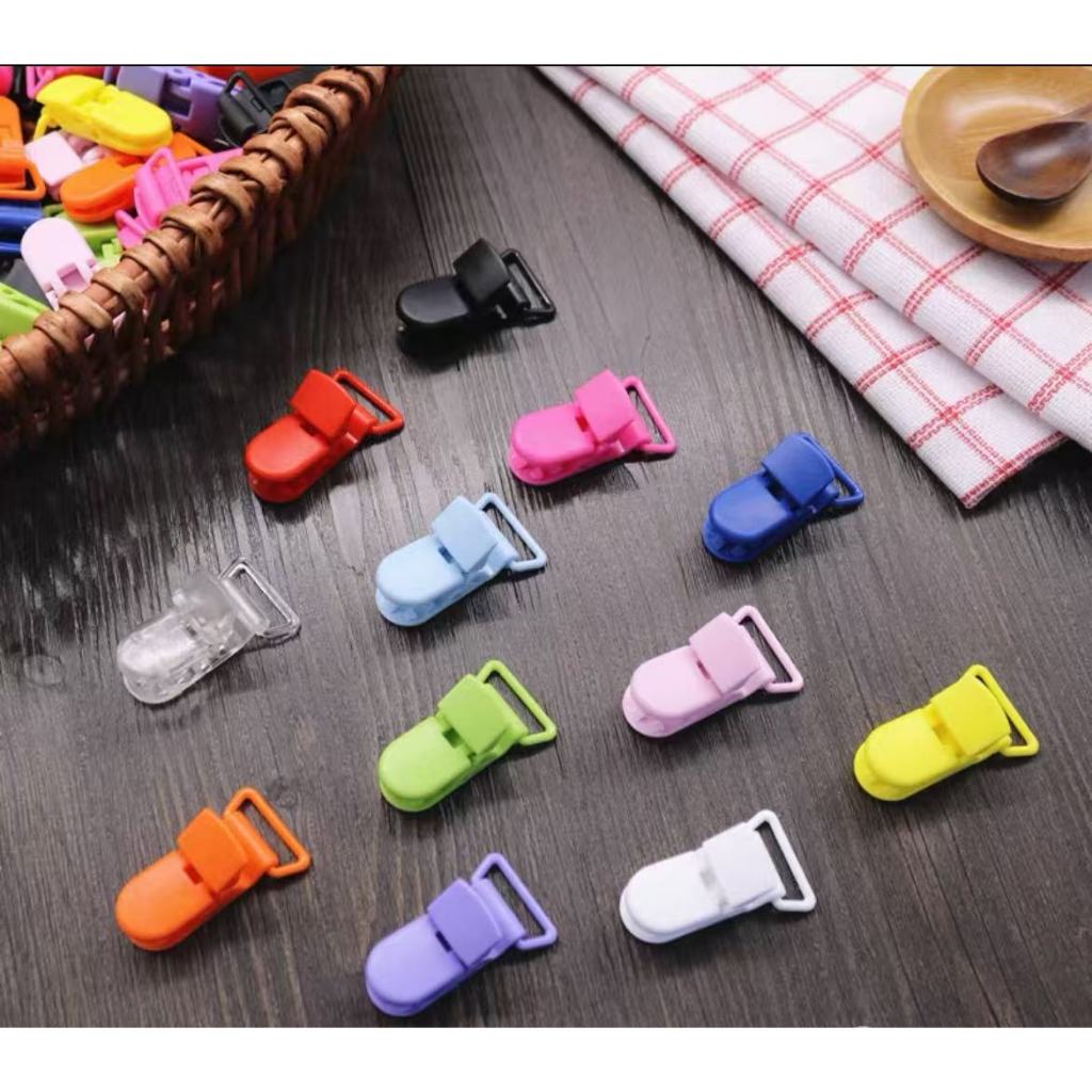 10 - 50 Pcs Prendedor De Chupeta Clip Jacaré - Múltiplas Cores em Oferta na Shopee
