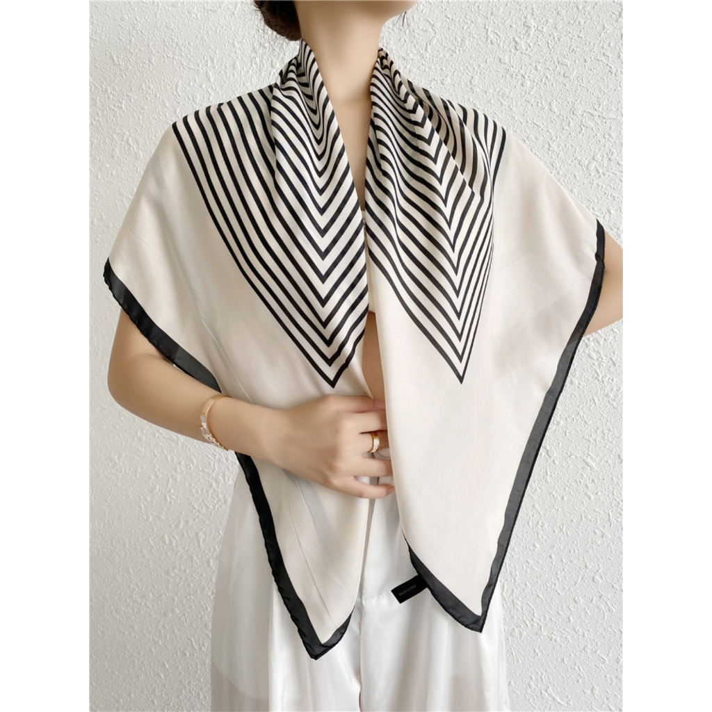 Lenço de Cetim 90x90 Feminino Grande Quadrado Estilo Seda Bandana Cachecol Echarpe Cabelo Praia Moda Versátil Listrado