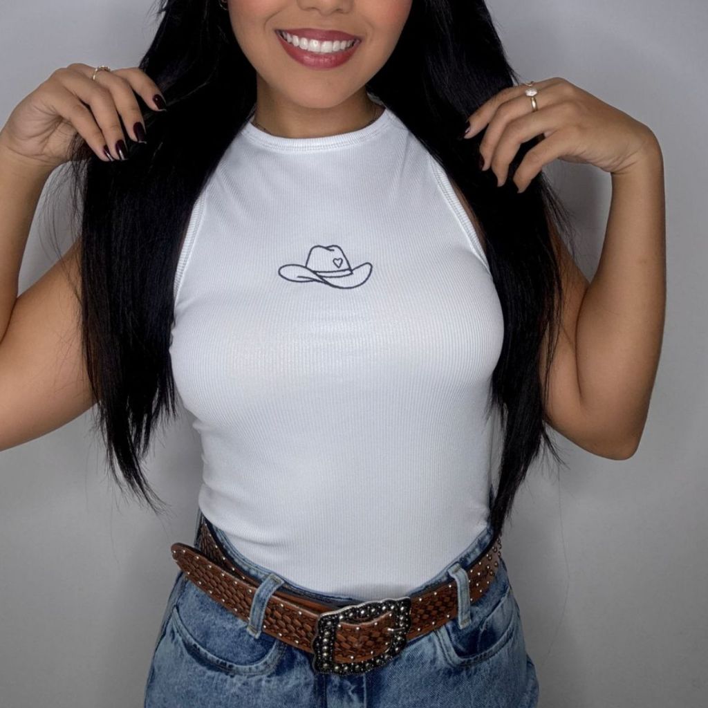 Regata Feminina Canelada Ribana Bordada – Estilo Country Rodeio, Toque de Boiadeira, Básica e Premium Blusa em Oferta na Shopee