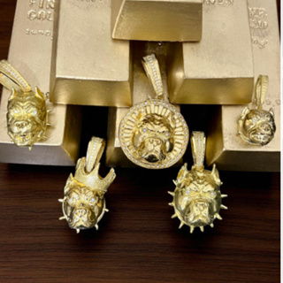 PINGENTE PITBULL REI CRAVEJADO MOEDA ANTIGA CRAVEJADO COROA MOLDURA UNISSEX COR OURO 18K em Oferta na Shopee